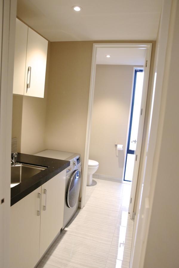 Golden Sun Apartment -Two Bedrooms, Three Bedrooms Christchurch Luaran gambar